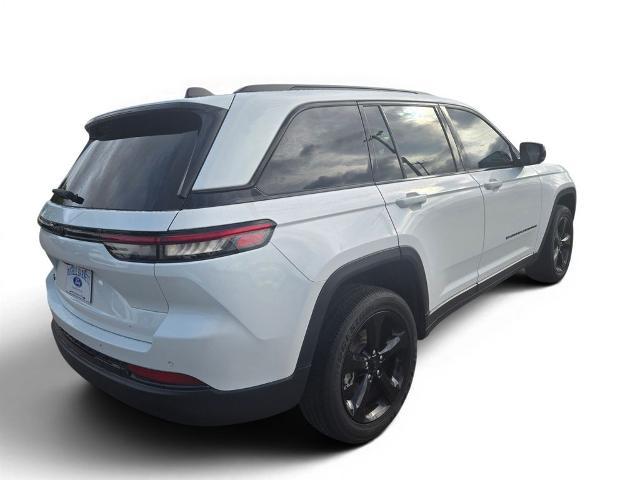 2023 Jeep Grand Cherokee Altitude 4x4