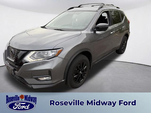 2018 Nissan Rogue SV for sale in Roseville, MN