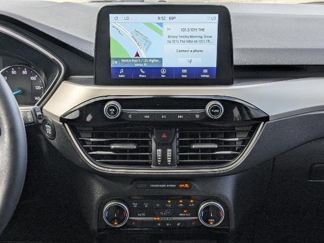 2022 Ford Escape SE Hybrid
