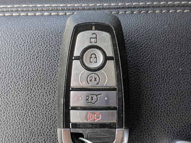 2022 Ford Escape SE Hybrid