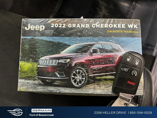 2022 Jeep Grand Cherokee Laredo X 4x4