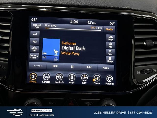 2022 Jeep Grand Cherokee Laredo X 4x4