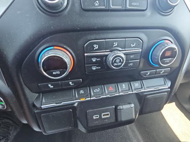 2022 Chevrolet Silverado 1500 4WD Crew Cab Standard Bed RST