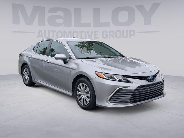 2022 Toyota Camry LE Hybrid