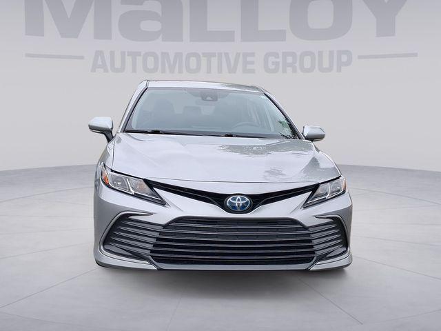 2022 Toyota Camry LE Hybrid