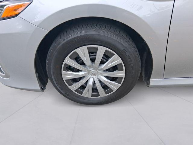 2022 Toyota Camry LE Hybrid