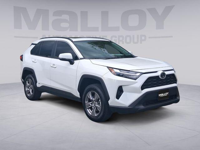 2025 Toyota RAV4 Hybrid XLE