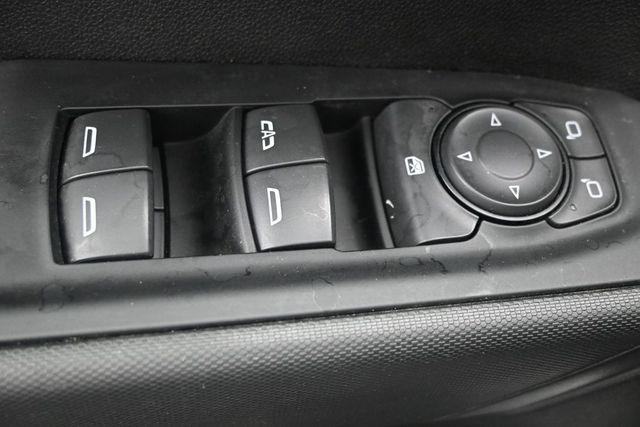 2023 GMC Sierra 1500 4WD Crew Cab Short Box Pro