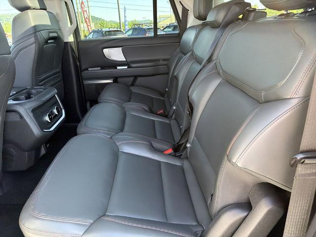 2025 Ford Expedition Active MAX