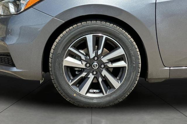 2021 Nissan Versa SV Xtronic CVT