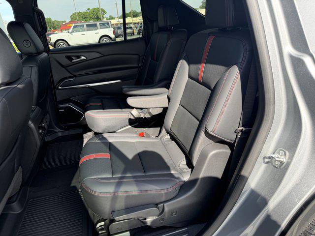 2024 Chevrolet Traverse FWD RS