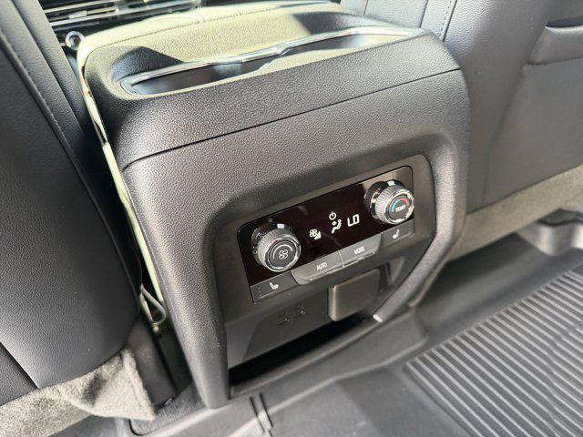2024 Chevrolet Traverse FWD RS