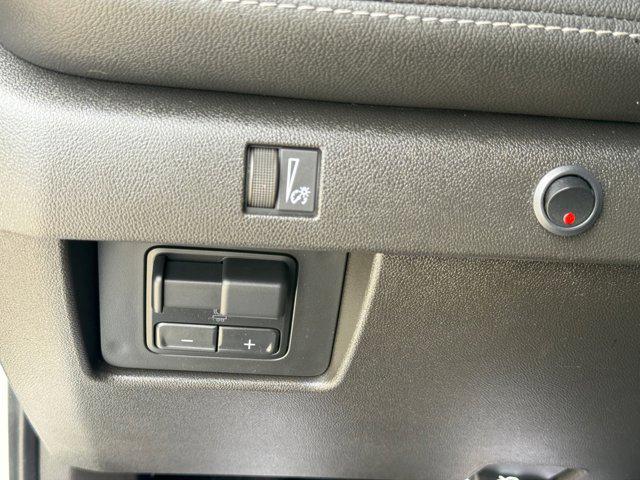 2023 Chevrolet Colorado 2WD Crew Cab Short Box LT