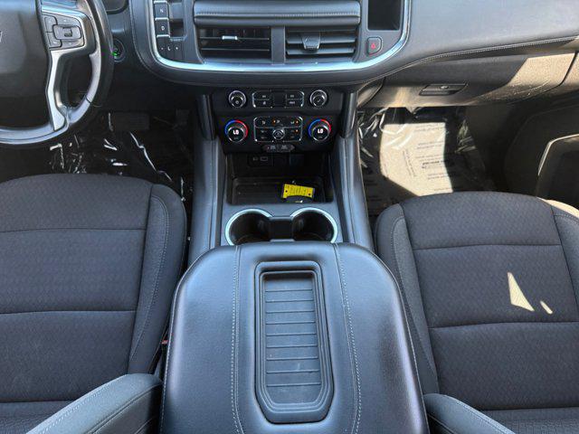 2023 Chevrolet Suburban 2WD LS