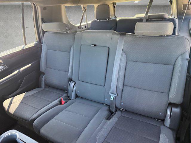 2023 Chevrolet Suburban 2WD LS