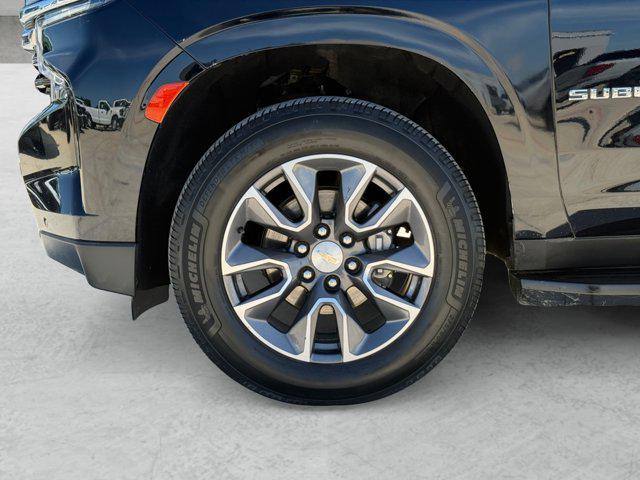 2023 Chevrolet Suburban 2WD LS