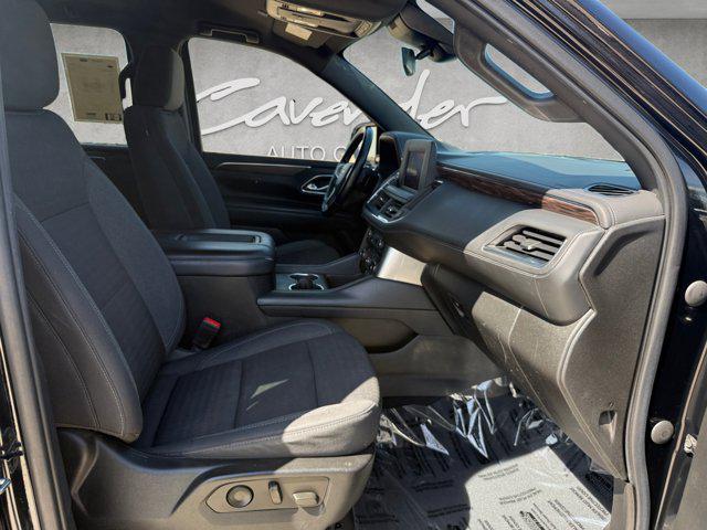 2023 Chevrolet Suburban 2WD LS
