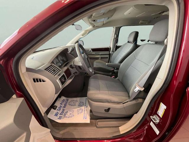 2010 Chrysler Town & Country Touring