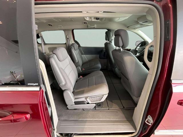 2010 Chrysler Town & Country Touring