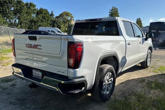 2023 GMC Sierra 1500 4WD Crew Cab Short Box SLE