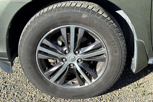 2017 INFINITI QX60 Base