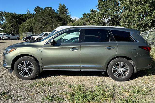 2017 INFINITI QX60 Base