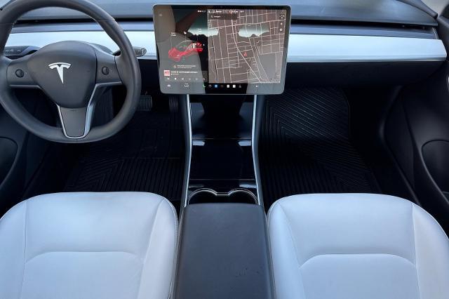 2019 Tesla Model 3 Mid Range