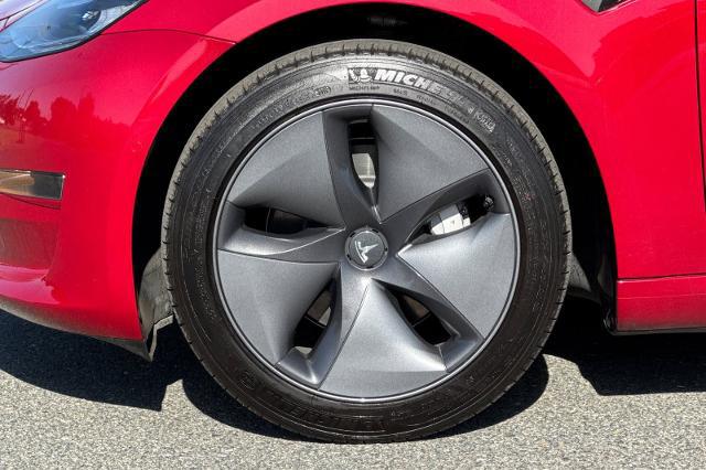 2019 Tesla Model 3 Mid Range