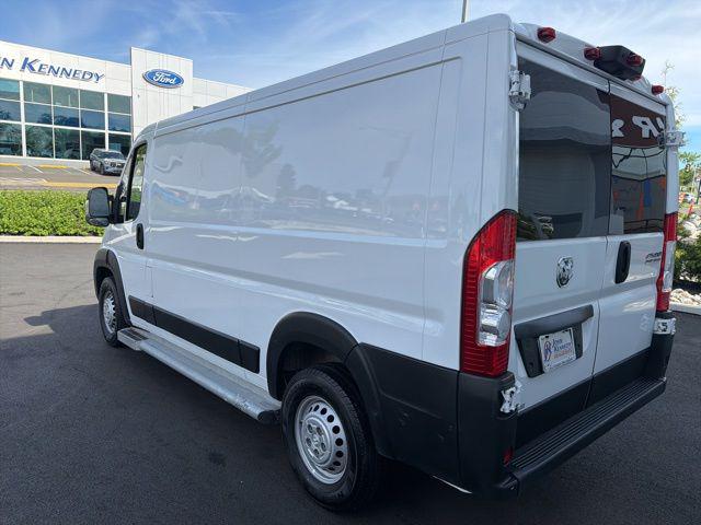 2025 Ram ProMaster 2500 Cargo Van Tradesman Low Roof 136" WB w/Pass Seat