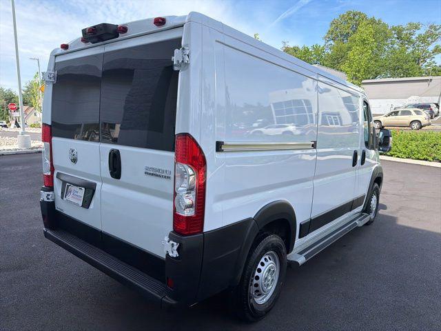 2025 Ram ProMaster 2500 Cargo Van Tradesman Low Roof 136" WB w/Pass Seat