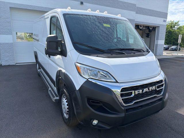 2025 Ram ProMaster 2500 Cargo Van Tradesman Low Roof 136" WB w/Pass Seat