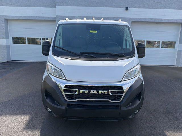 2025 Ram ProMaster 2500 Cargo Van Tradesman Low Roof 136" WB w/Pass Seat