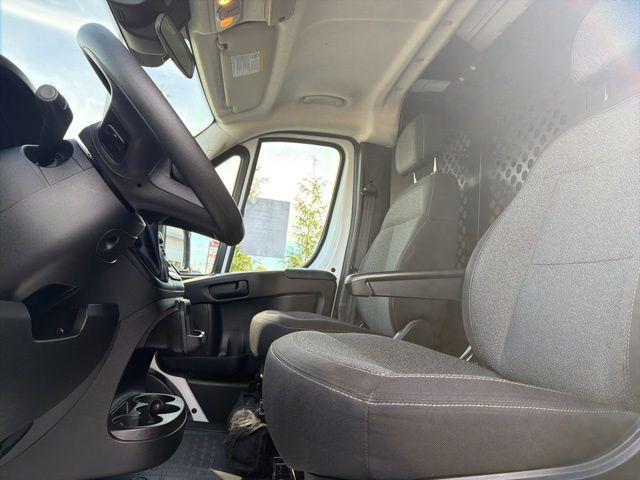 2025 Ram ProMaster 2500 Cargo Van Tradesman Low Roof 136" WB w/Pass Seat