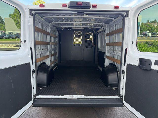 2025 Ram ProMaster 2500 Cargo Van Tradesman Low Roof 136" WB w/Pass Seat