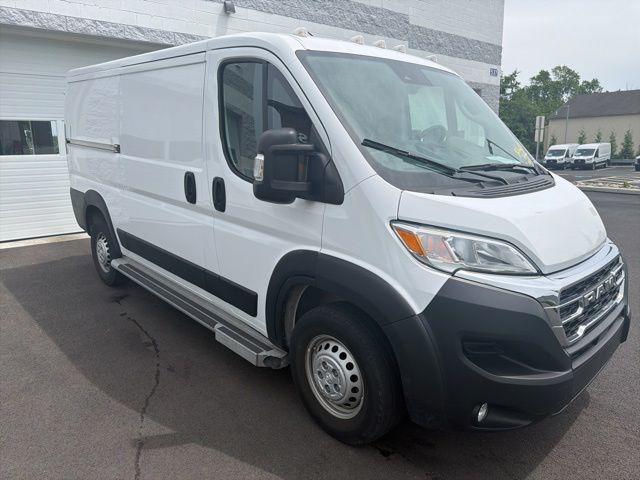 2025 Ram ProMaster 2500 Cargo Van Tradesman Low Roof 136" WB w/Pass Seat