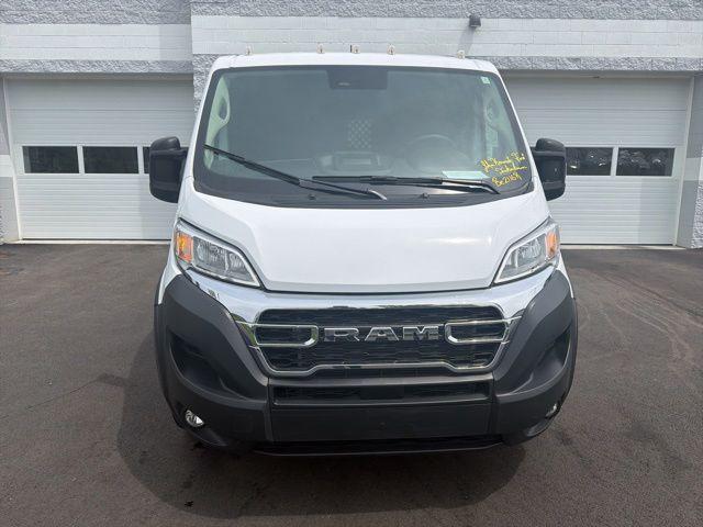 2025 Ram ProMaster 2500 Cargo Van Tradesman Low Roof 136" WB w/Pass Seat