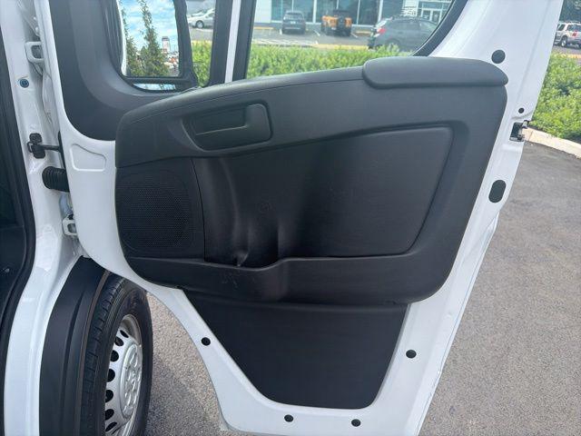 2025 Ram ProMaster 2500 Cargo Van Tradesman Low Roof 136" WB w/Pass Seat