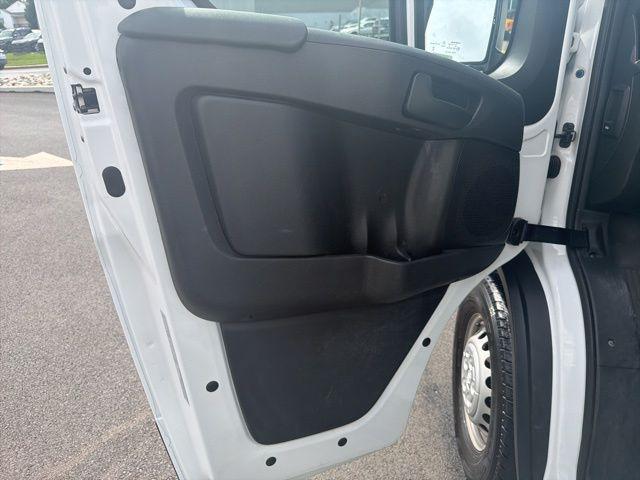 2025 Ram ProMaster 2500 Cargo Van Tradesman Low Roof 136" WB w/Pass Seat