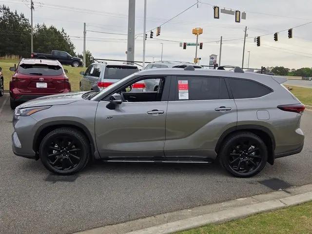 2026 Toyota Highlander XLE