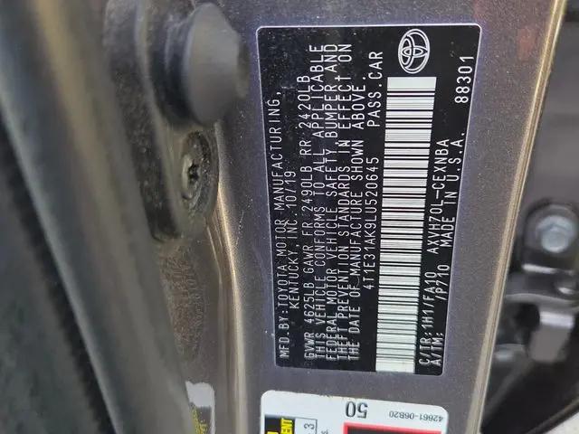 2020 Toyota Camry LE Hybrid