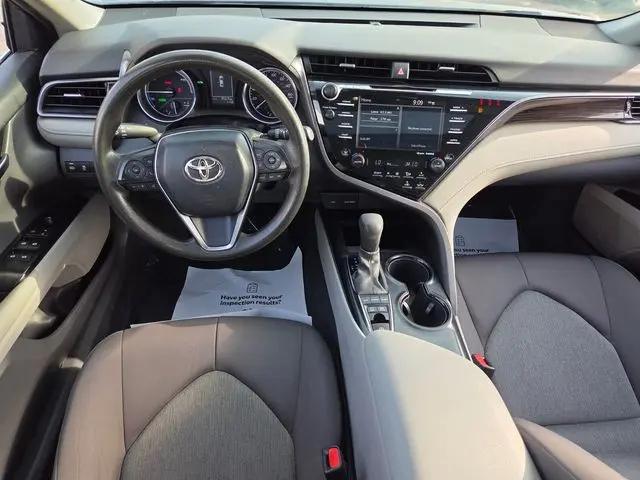 2020 Toyota Camry LE Hybrid
