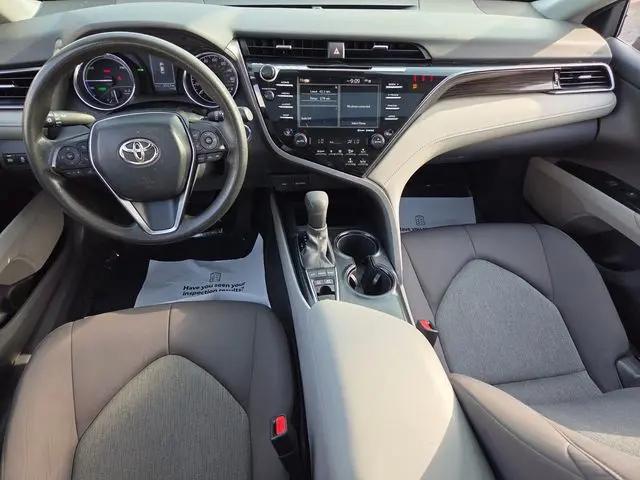 2020 Toyota Camry LE Hybrid