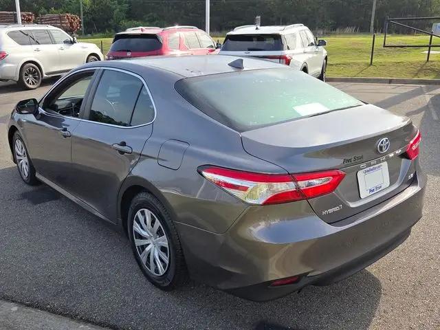 2020 Toyota Camry LE Hybrid