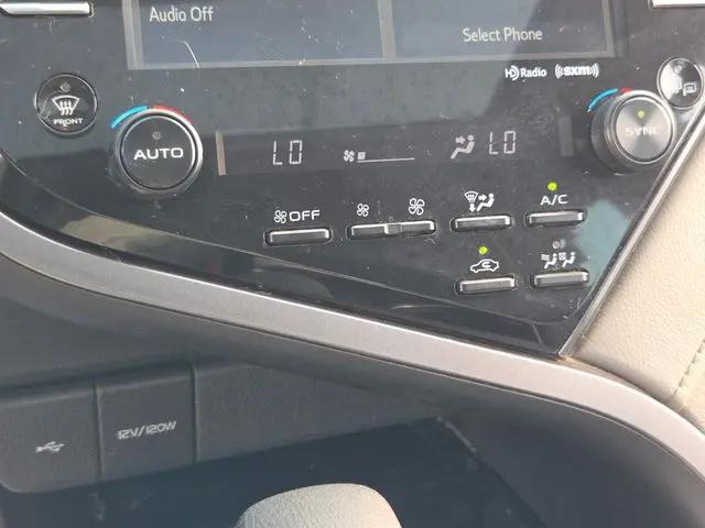 2020 Toyota Camry LE Hybrid