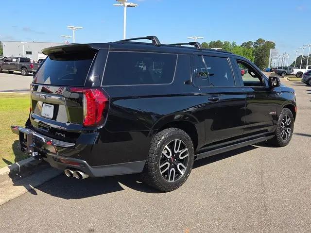 2022 GMC Yukon XL 4WD AT4