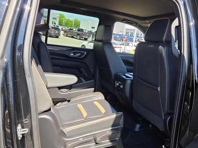 2022 GMC Yukon XL 4WD AT4