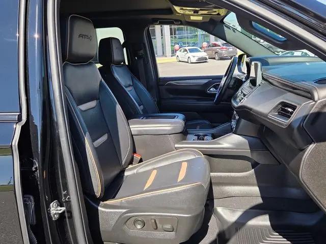 2022 GMC Yukon XL 4WD AT4
