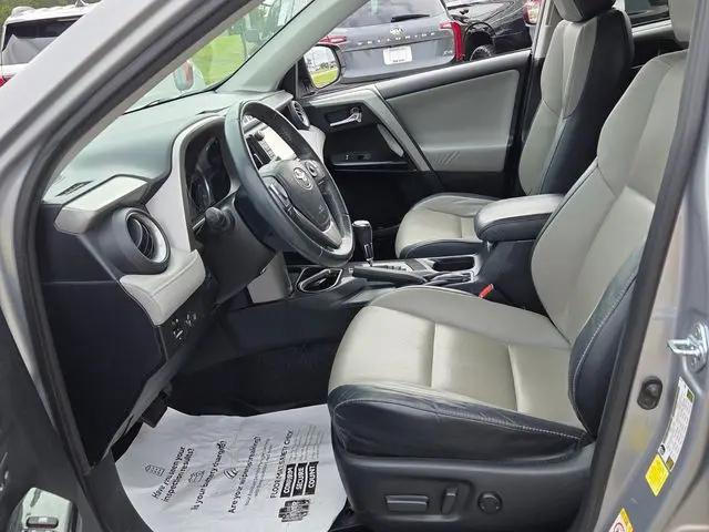 2017 Toyota RAV4 Limited