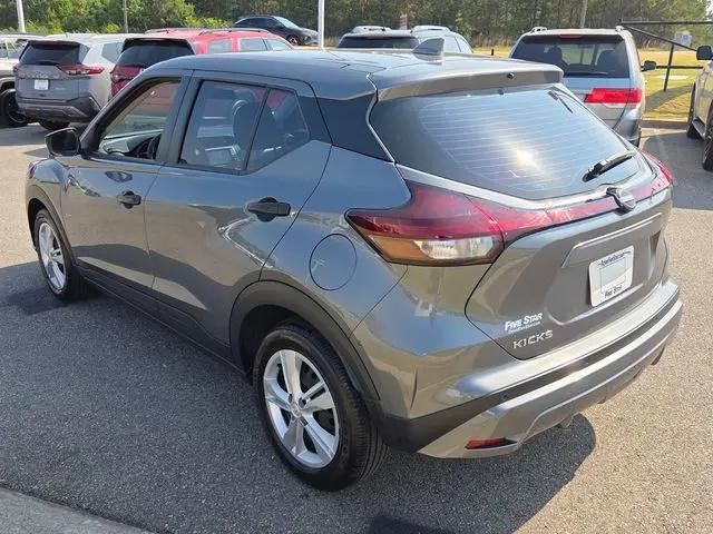 2025 Nissan Kicks S