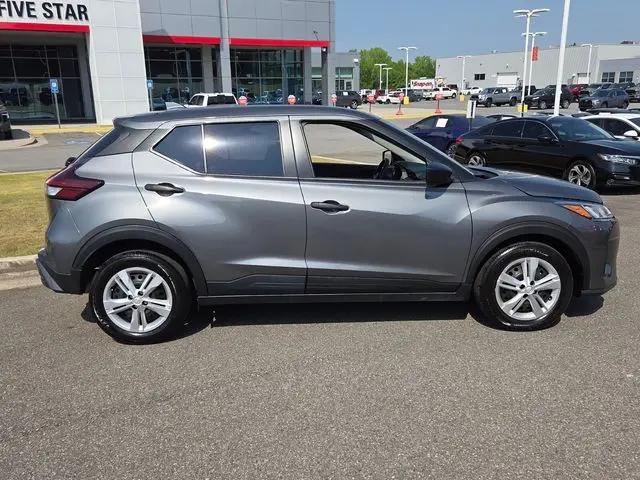 2025 Nissan Kicks S